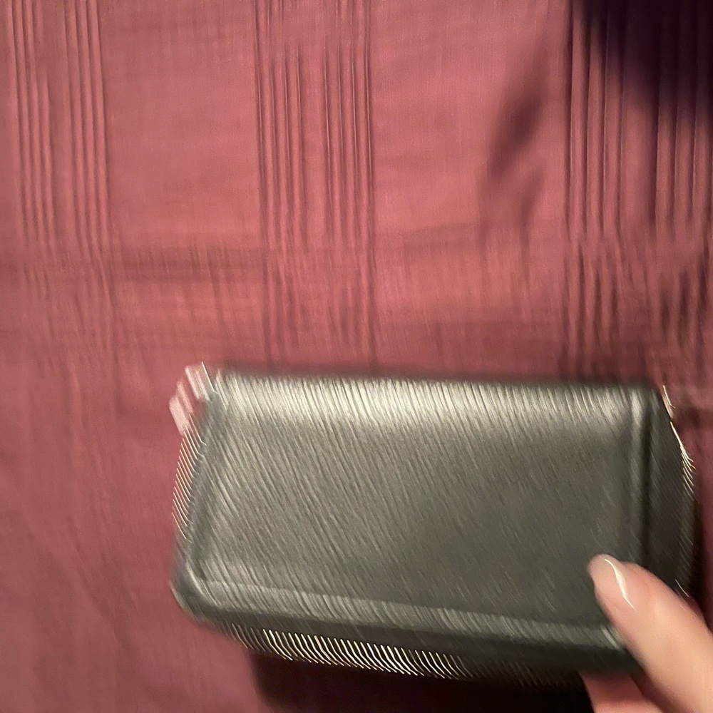 NWOT Black Michael Kors wristlet. - Picture 4 of 5